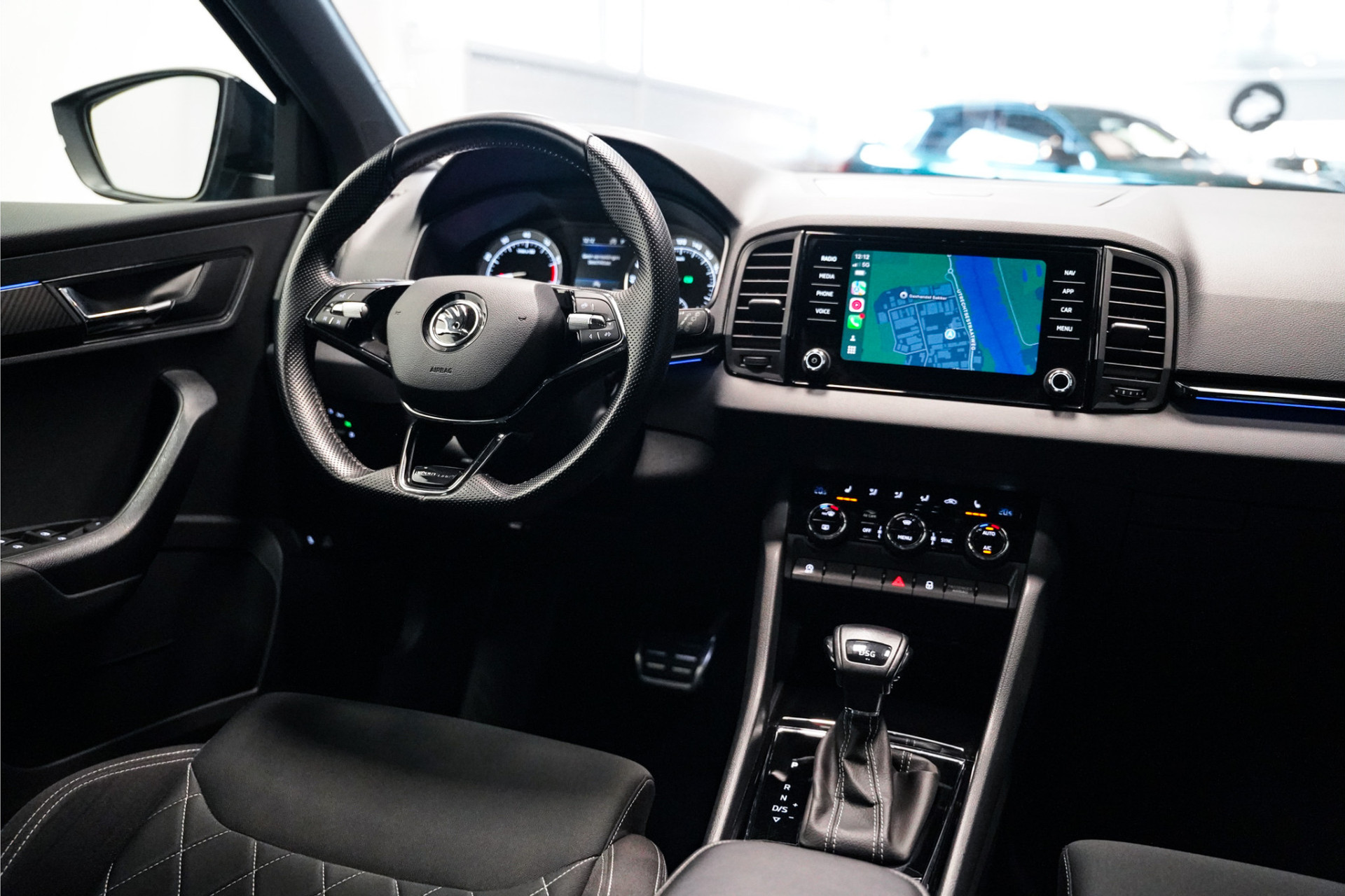Škoda Karoq 1.5 TSI Sportline|19 inch|Camera|Apple carplay 45787093-10.jpg | De Haas Auto