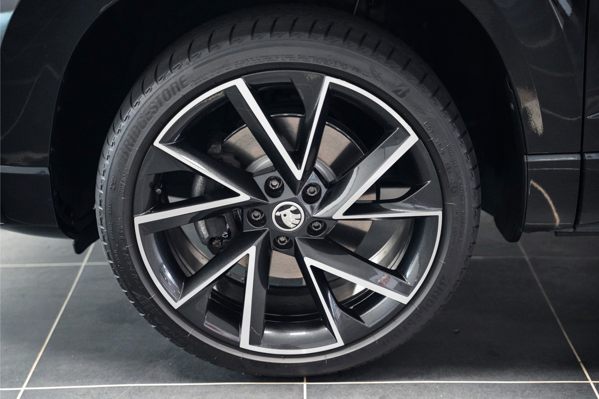 Škoda Karoq 1.5 TSI Sportline|19 inch|Camera|Apple carplay 45787093-12.jpg | De Haas Auto