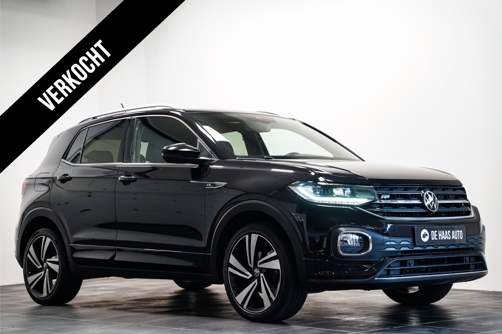 Volkswagen T-Cross 1.0 TSI 2x R-Line/Acc/Side assist/Camera/Navi/18 inch 46974907-0.jpg | De Haas Auto