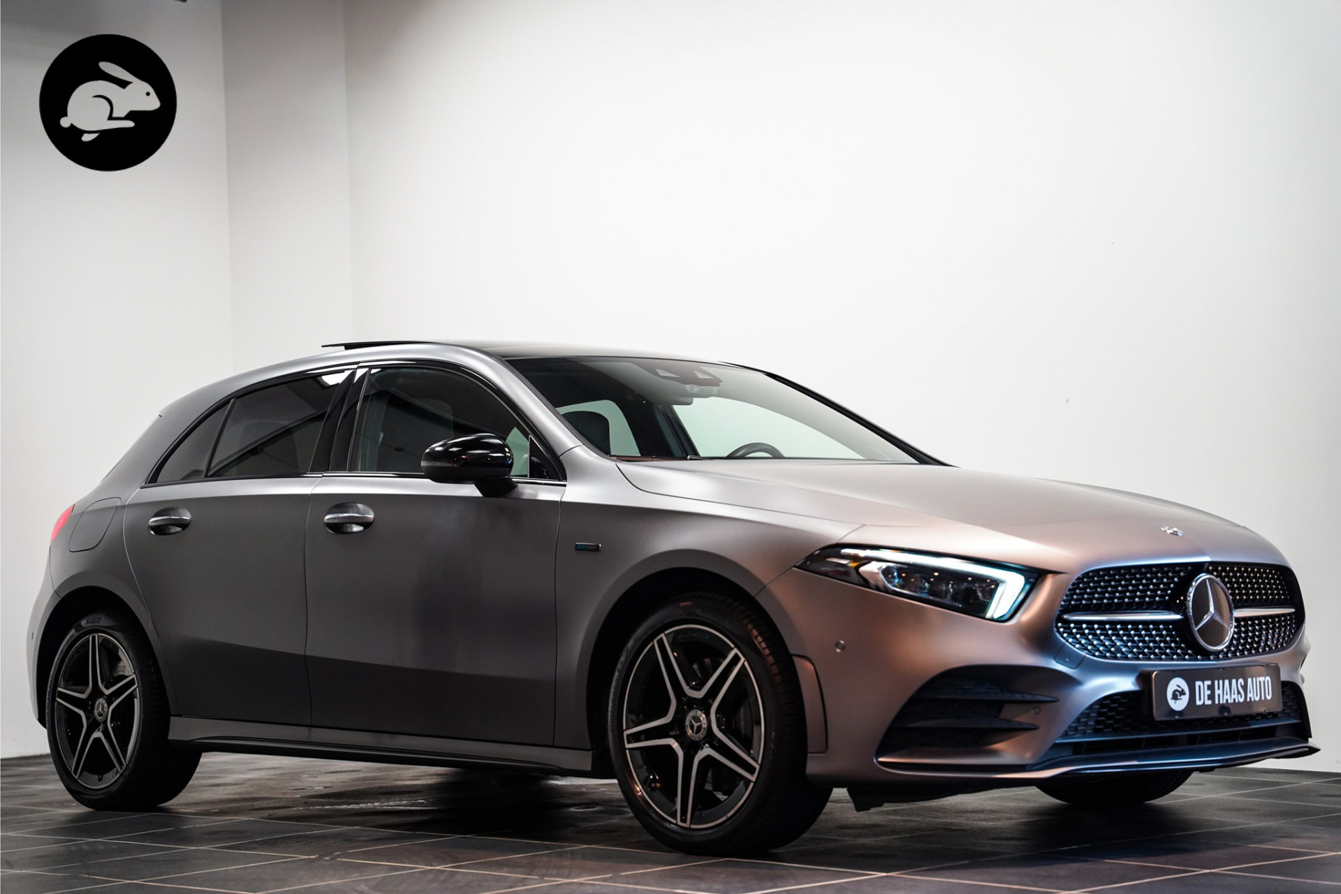 Mercedes-Benz A-Klasse 250 e AMG Mat Grijs/Pano dak/Burmester/Leder/360 cam/Acc 47347219-0.jpg | De Haas Auto