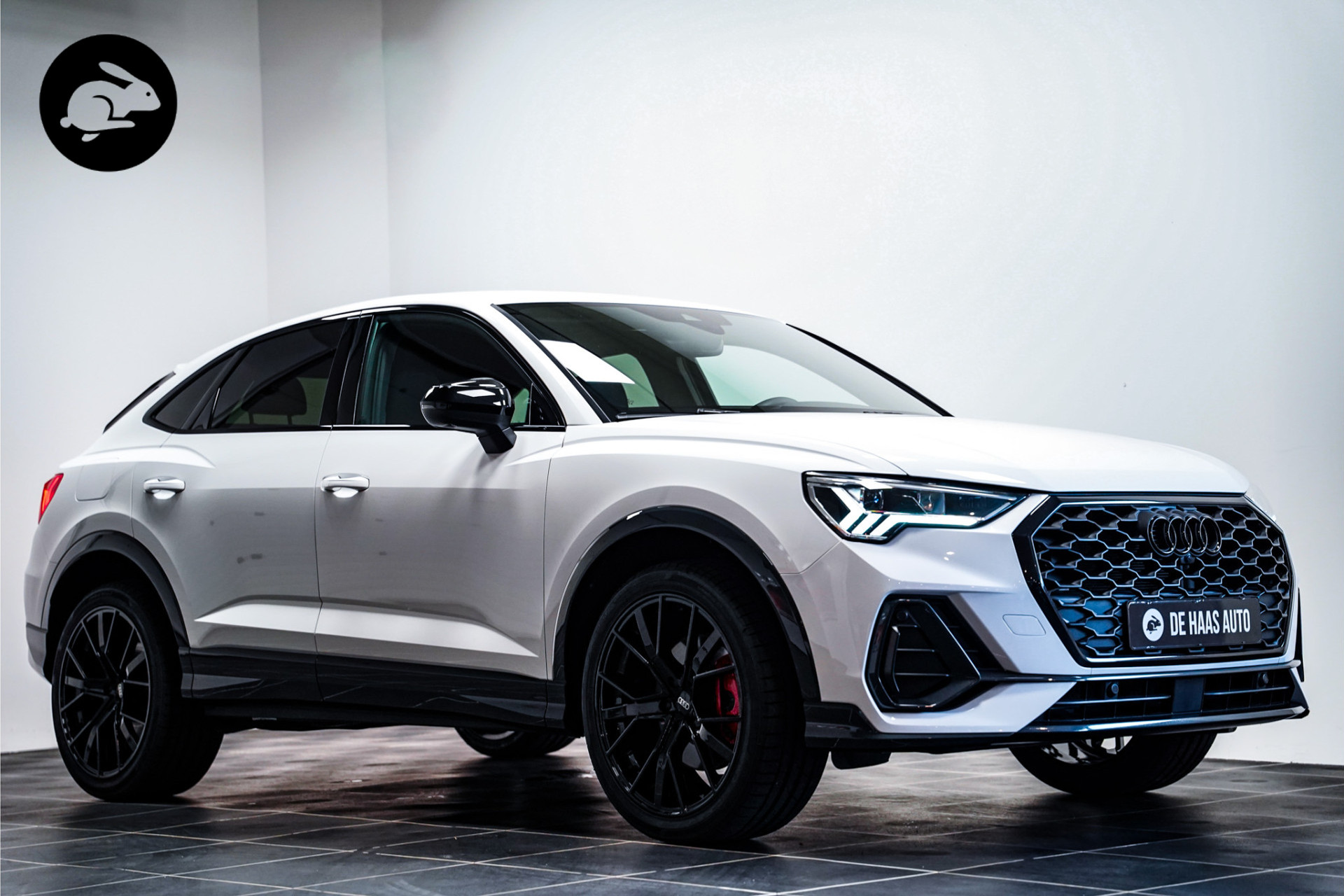 Audi Q3 Sportback 45 TFSI e S-Line Competition/20 inch/Rood sticksel/360* cam 47355707-0.jpg | De Haas Auto