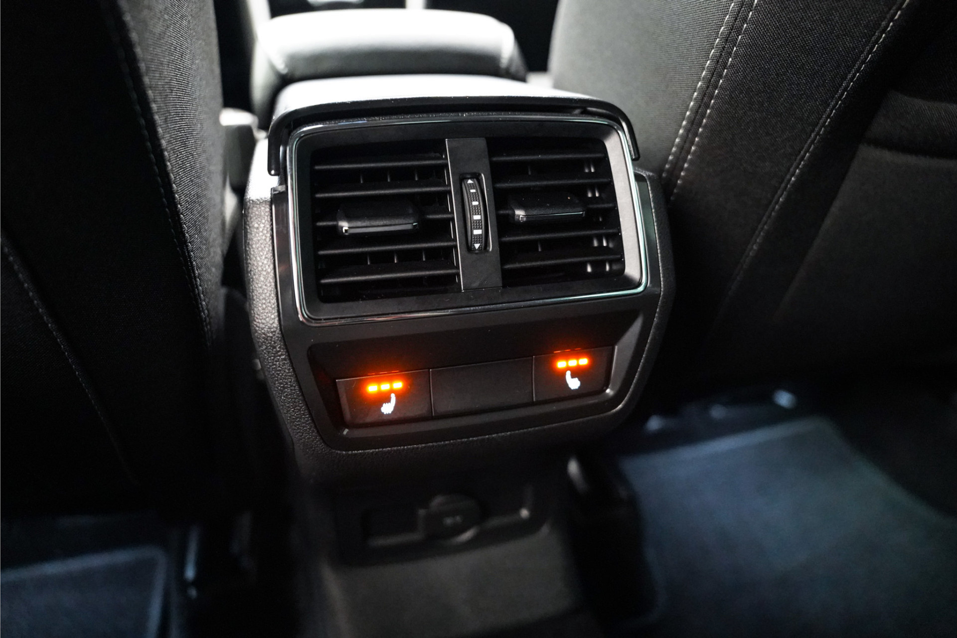 Škoda Karoq VERKOCHT 47367437-12.jpg | De Haas Auto