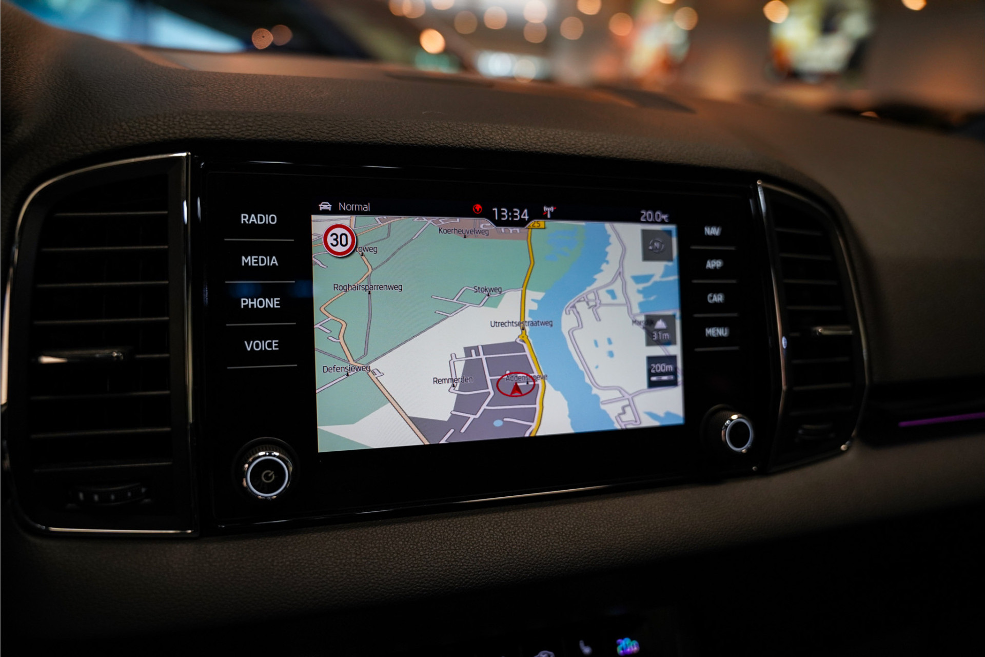 Škoda Karoq VERKOCHT 47367437-4.jpg | De Haas Auto