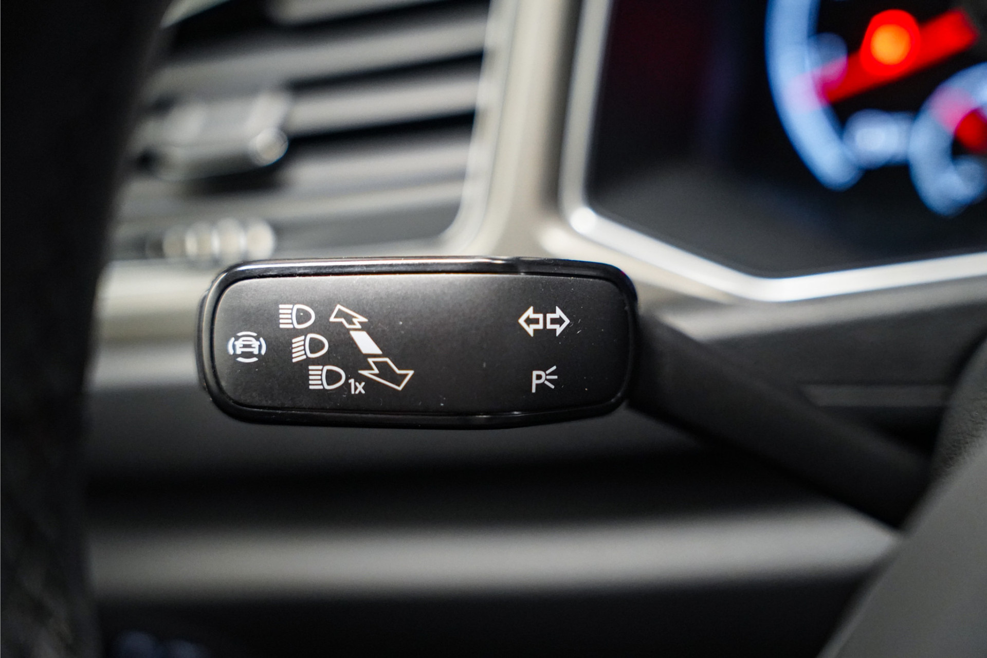 Volkswagen T-Roc VERKOCHT 47371507-11.jpg | De Haas Auto