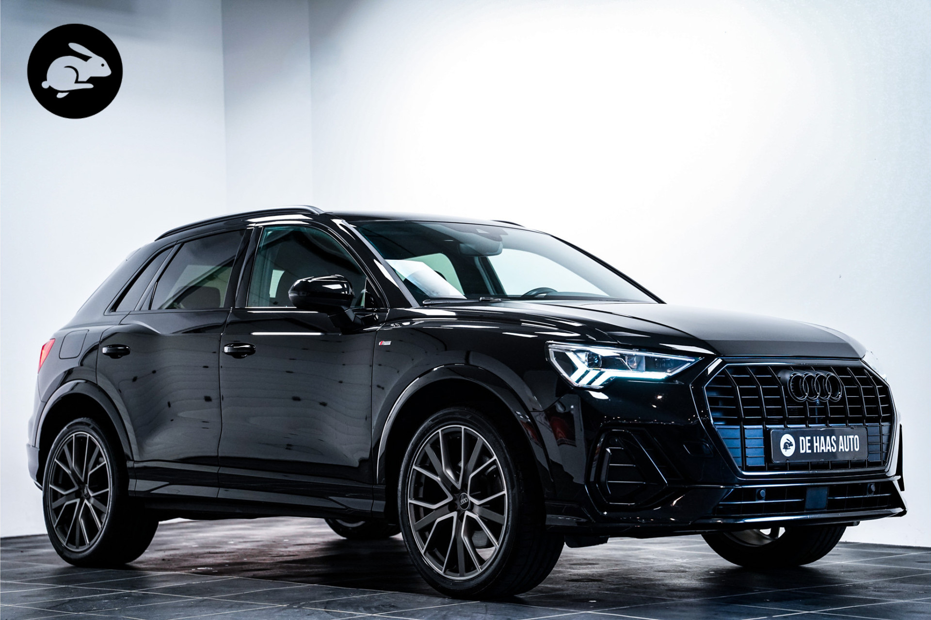 Audi Q3 45 TFSI e S-Line Black ed/20 inch/Acc/360* cam/Trekhaak 47489457-0.jpg | De Haas Auto