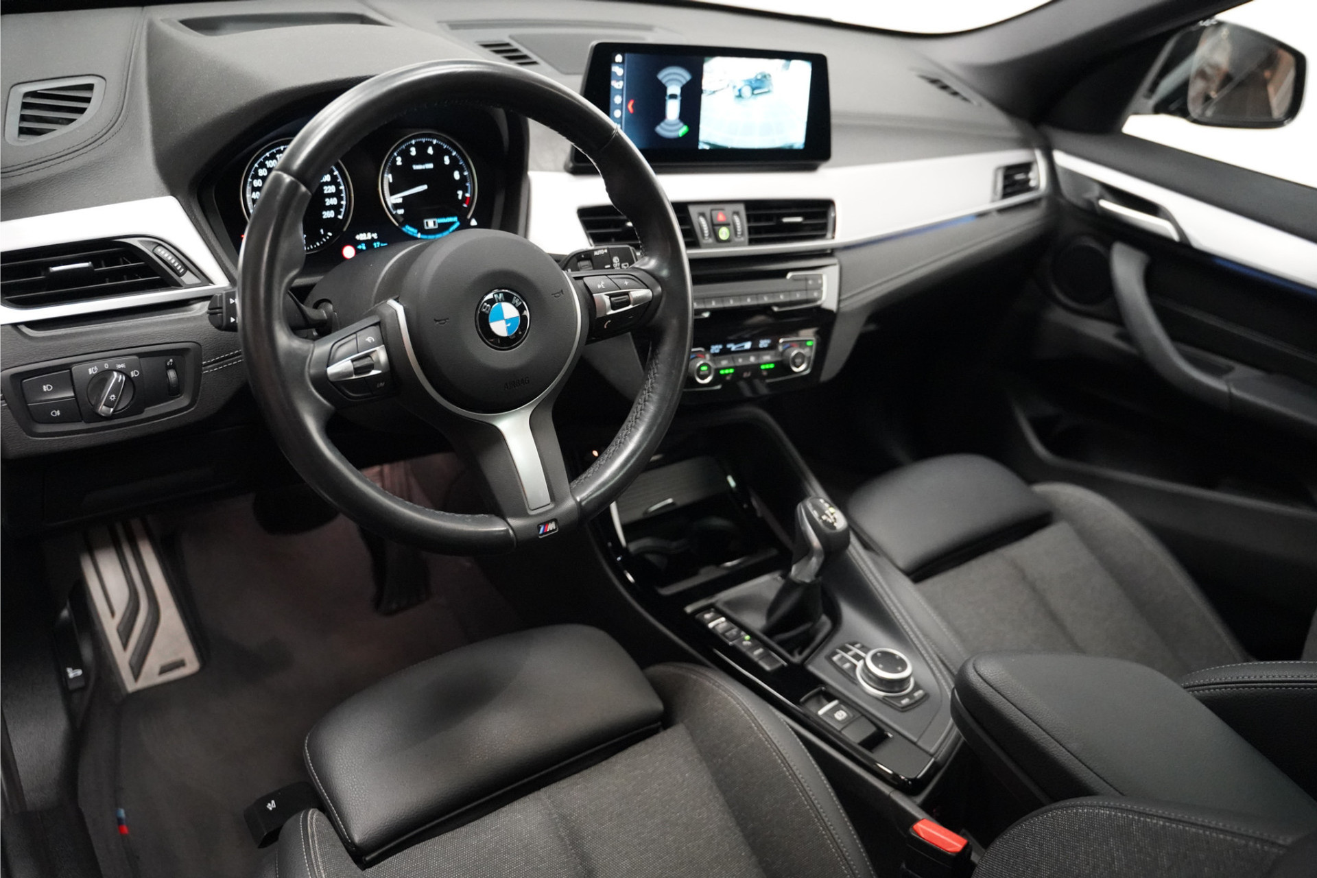 BMW X1 xDrive25e M Sport|Pano dak|Head up|Trekhaak|19 inch 47492311-13.jpg | De Haas Auto