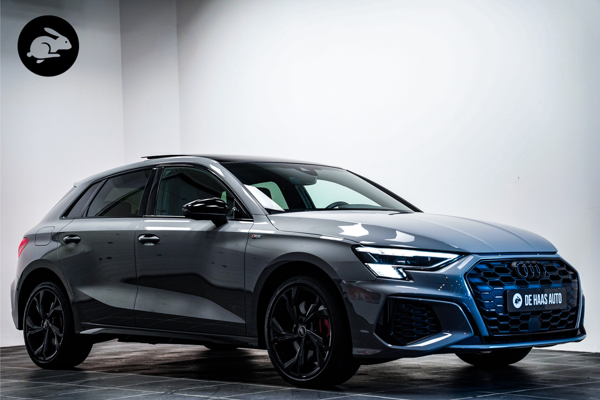 Audi A3 Sportback Sportback 45 TFSI e S-Line/Nardo grey/Pano dak/B&O/Camera 47533171-0.jpg | De Haas Auto