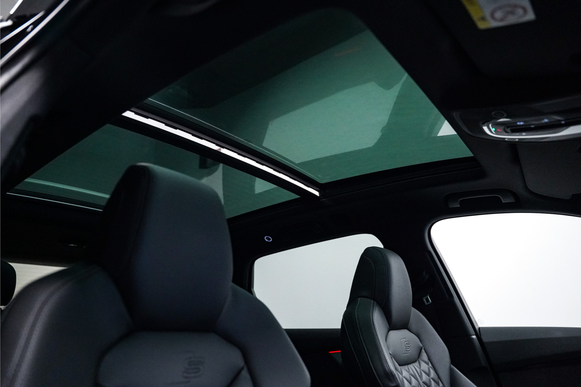 Audi Q7 VERKOCHT 48026287-5.jpg | De Haas Auto