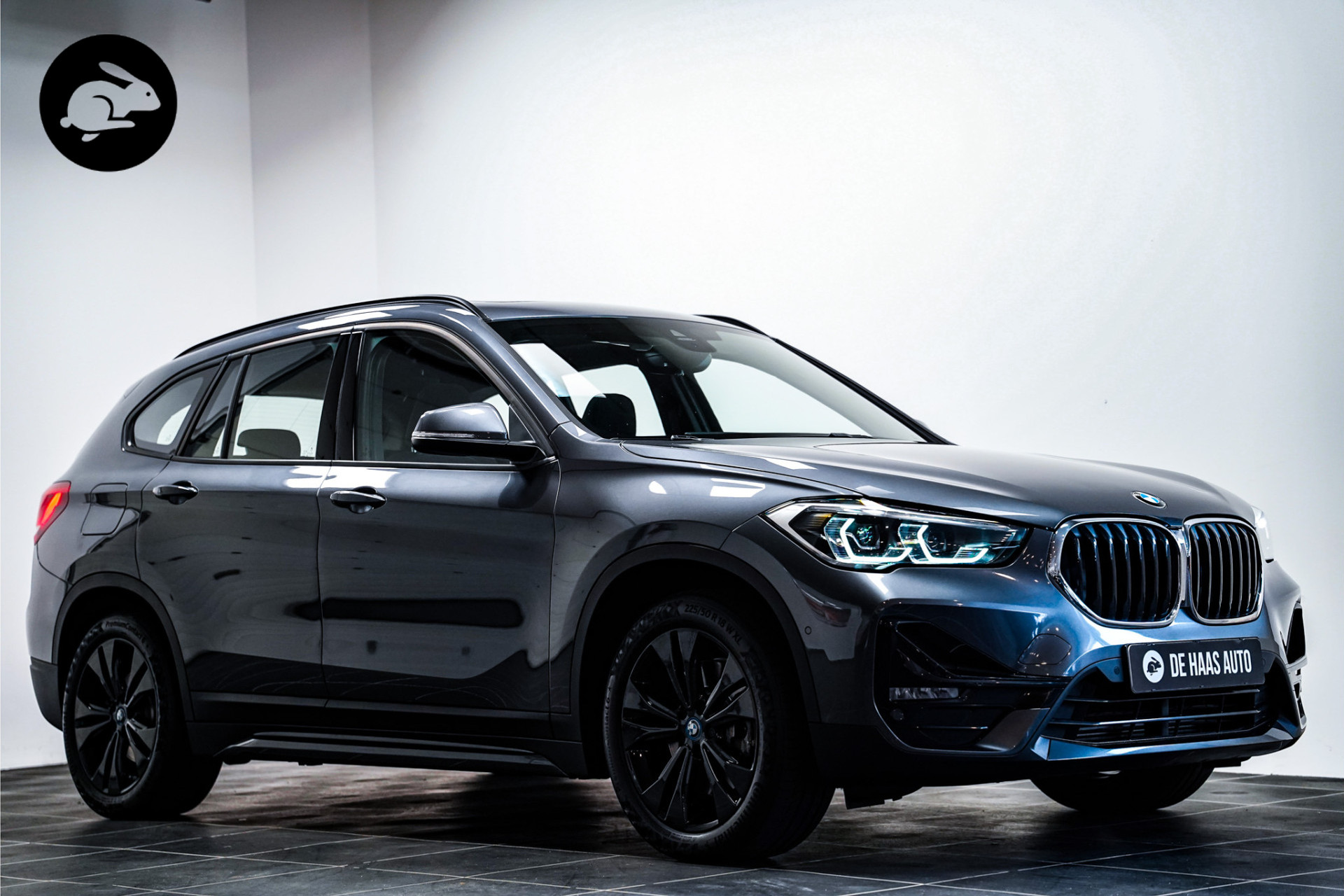 BMW X1 xDrive25e Sportline|Pano dak|Elektr stoelen|Head up|Camera 48065144-0.jpg | De Haas Auto
