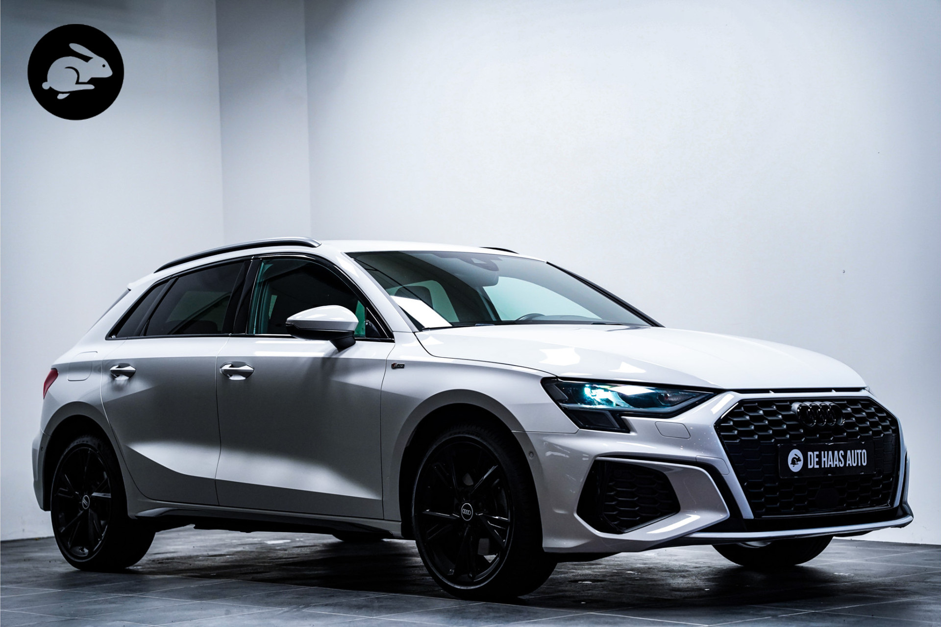 Audi A3 Sportback Sportback 40 TFSIe S-Line|Trekhaak|Navi|Stoelverwarming 48094442-0.jpg | De Haas Auto