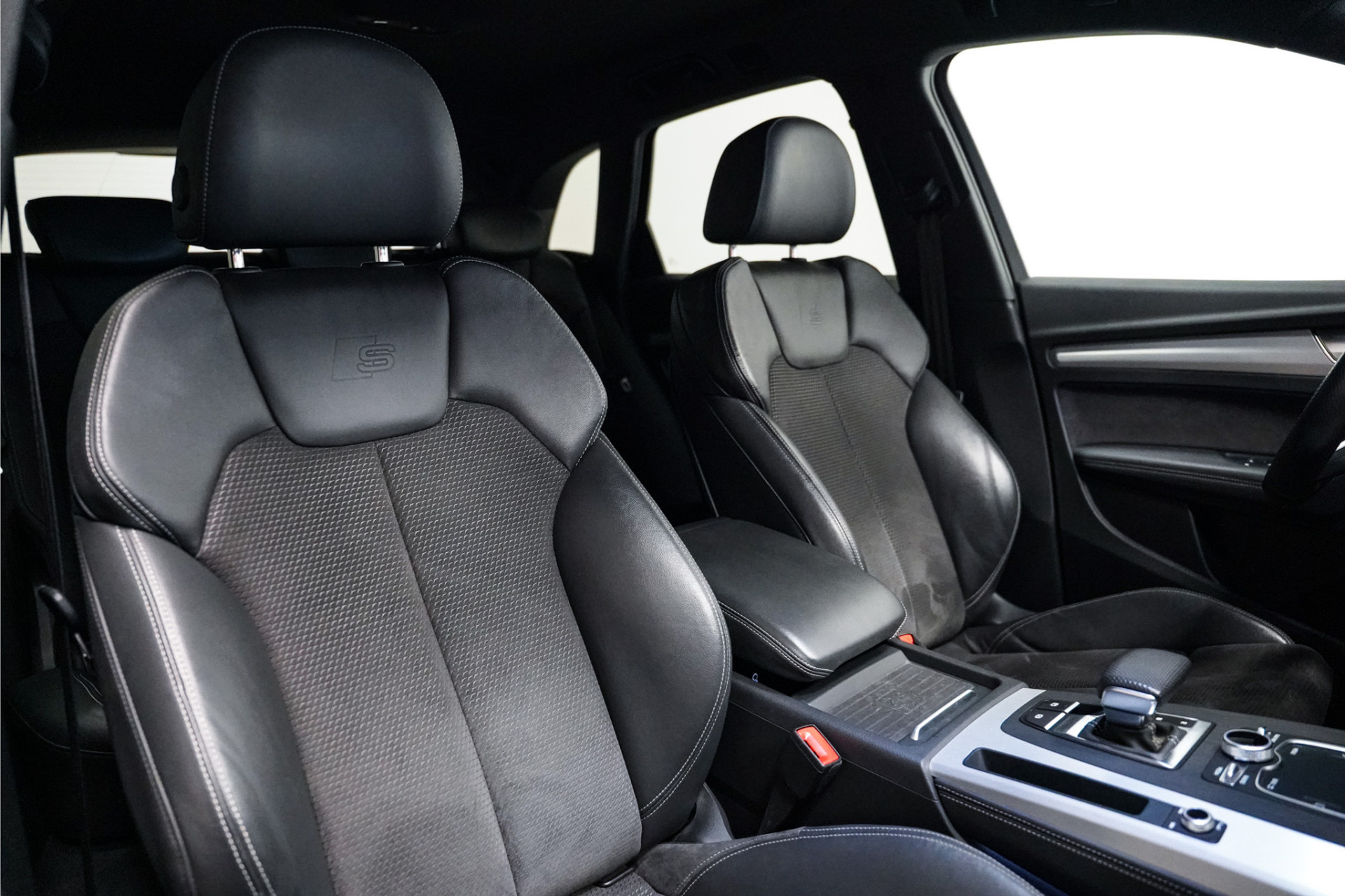 Audi Q5 VERKOCHT 48154117-3.jpg | De Haas Auto