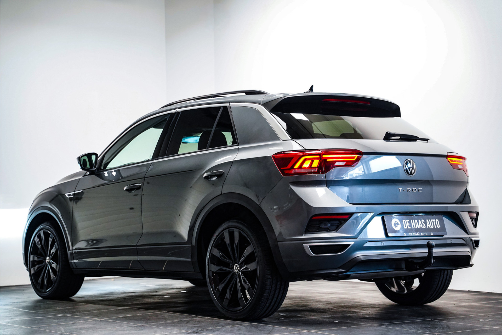 Volkswagen T-Roc VERKOCHT 48302291-1.jpg | De Haas Auto