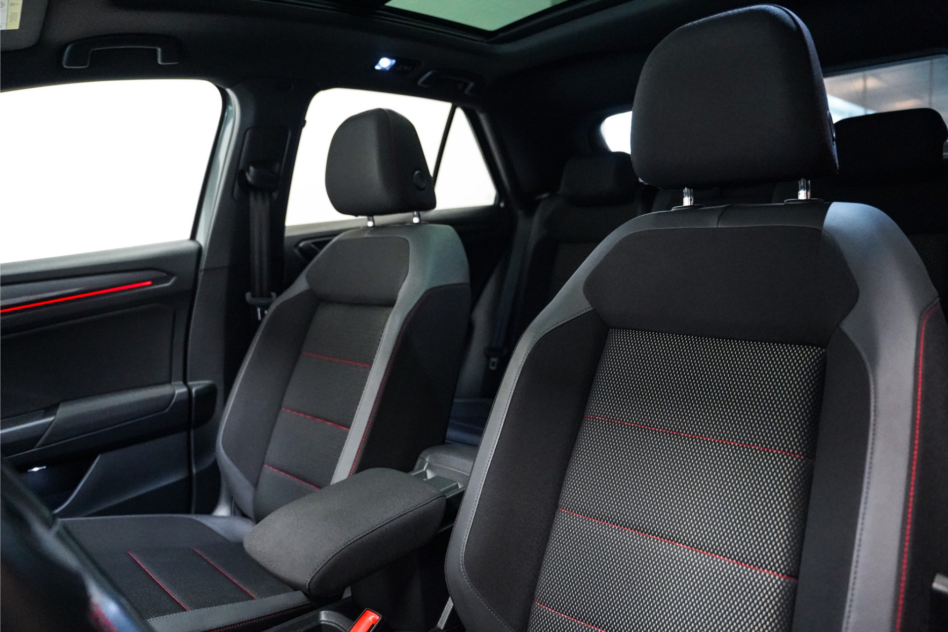 Volkswagen T-Roc VERKOCHT 48302291-15.jpg | De Haas Auto