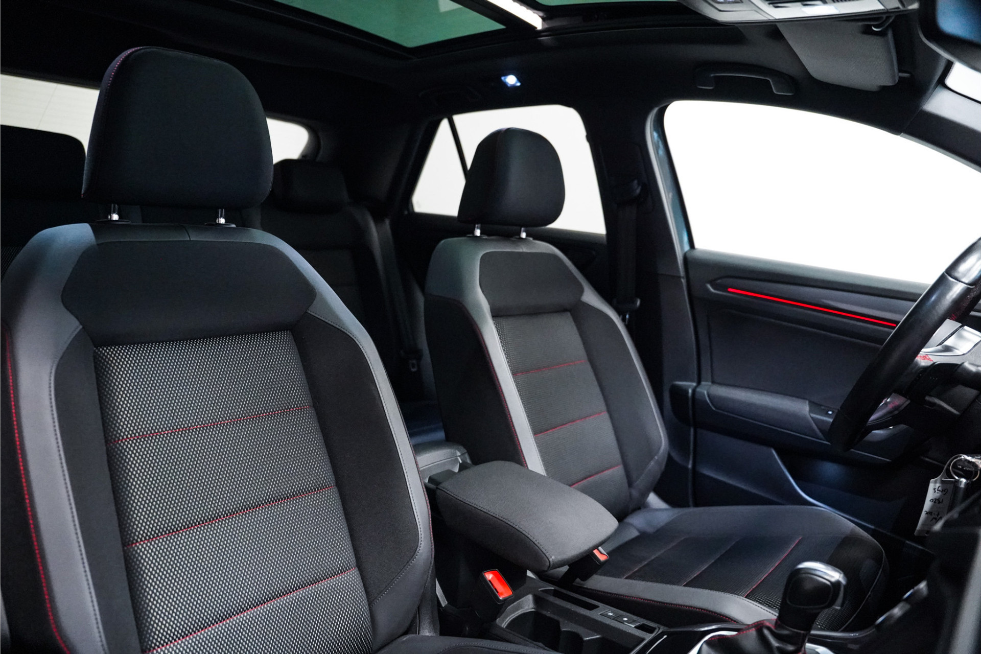 Volkswagen T-Roc VERKOCHT 48302291-4.jpg | De Haas Auto