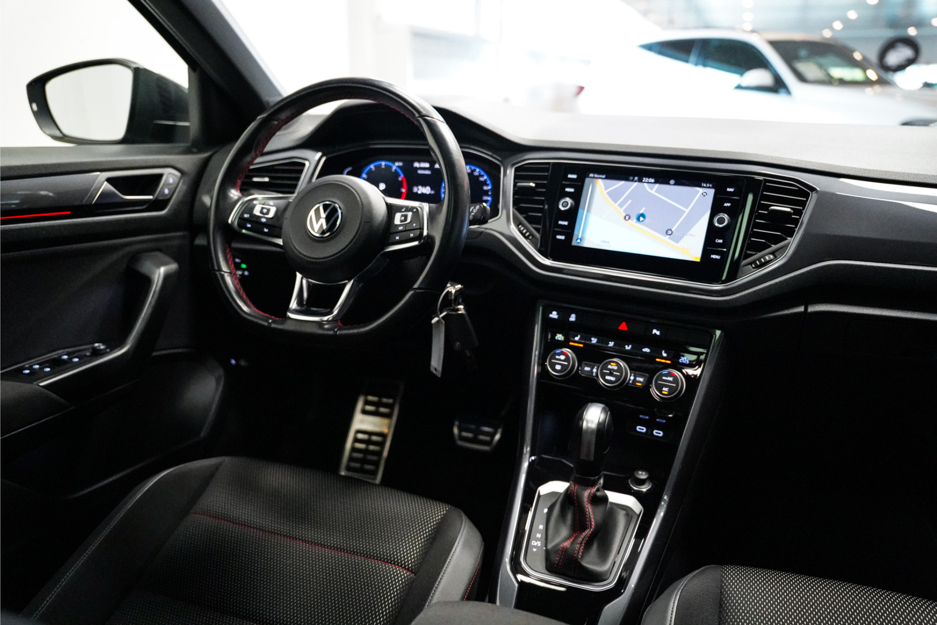 Volkswagen T-Roc VERKOCHT 48302291-6.jpg | De Haas Auto