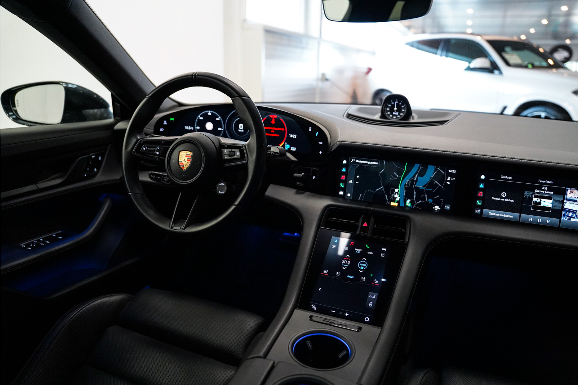 Porsche Taycan VERKOCHT 48377339-14.jpg | De Haas Auto