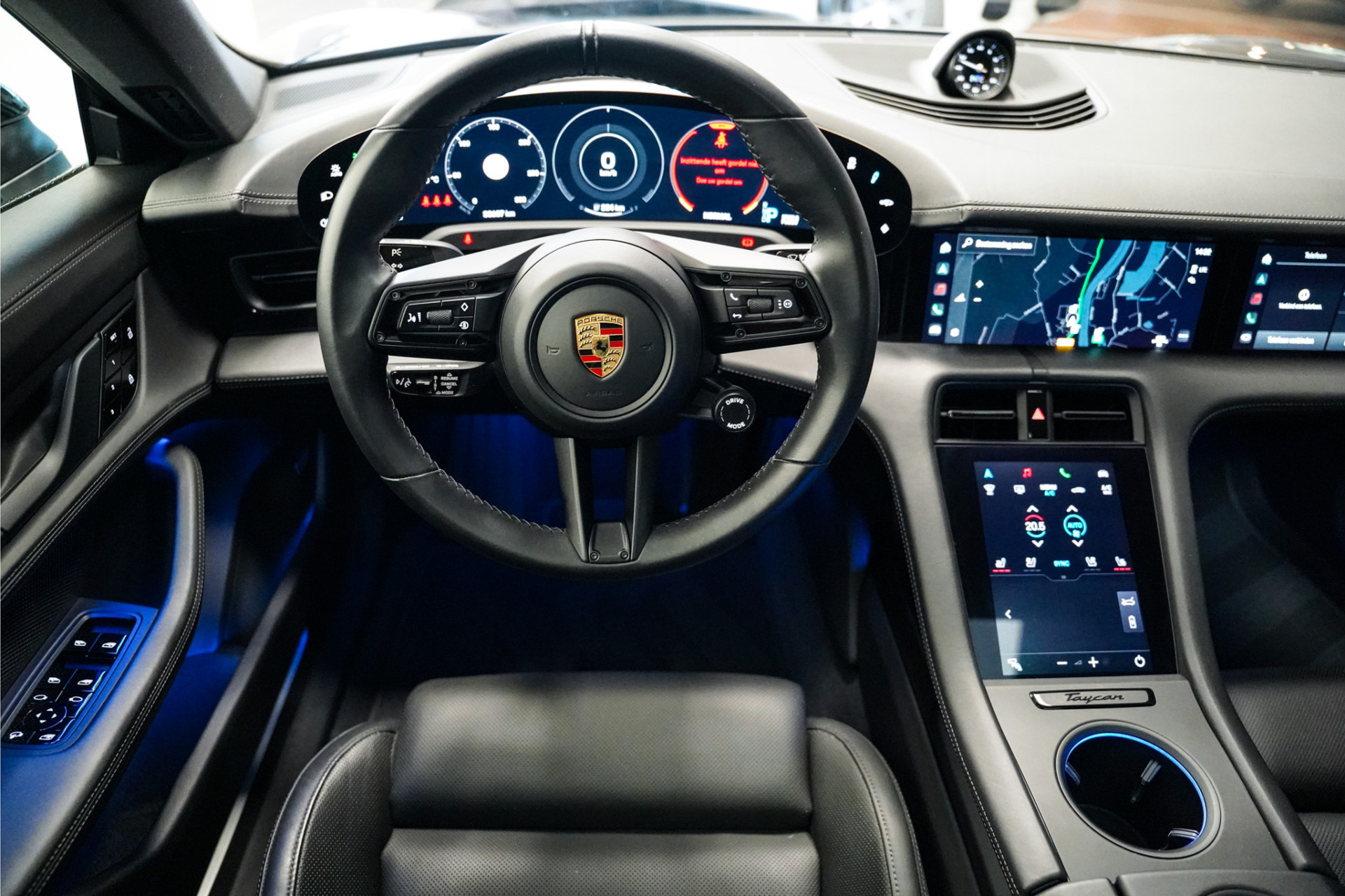 Porsche Taycan VERKOCHT 48377339-2.jpg | De Haas Auto