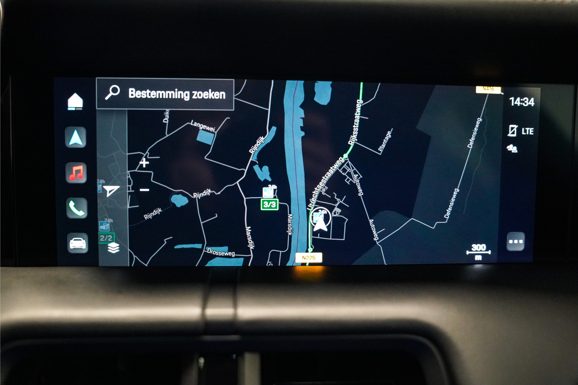 Porsche Taycan VERKOCHT 48377339-6.jpg | De Haas Auto