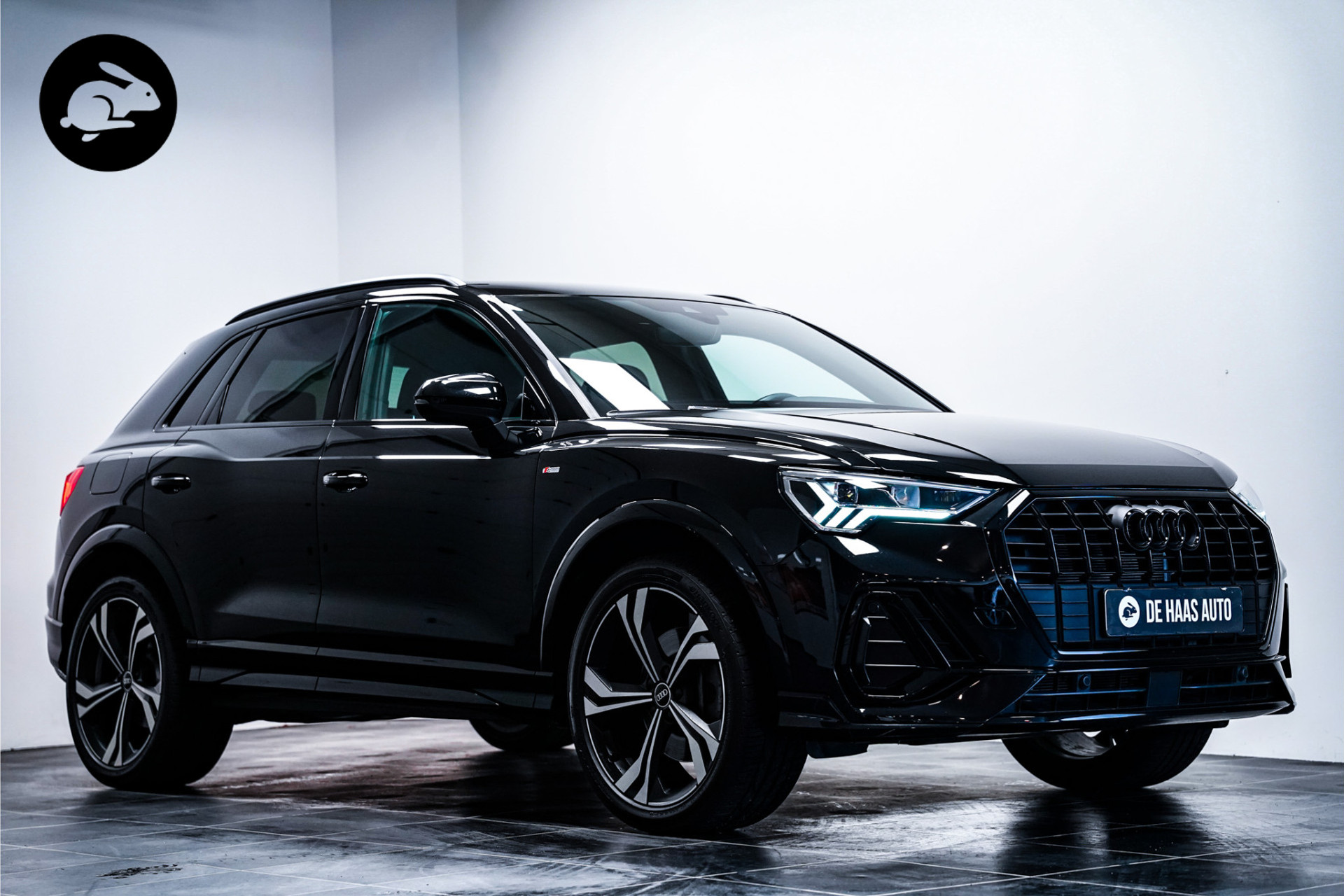 Audi Q3 45 TFSI e S-Line Black ed|20 inch|Trekhaak|Camera|Acc 48466622-0.jpg | De Haas Auto