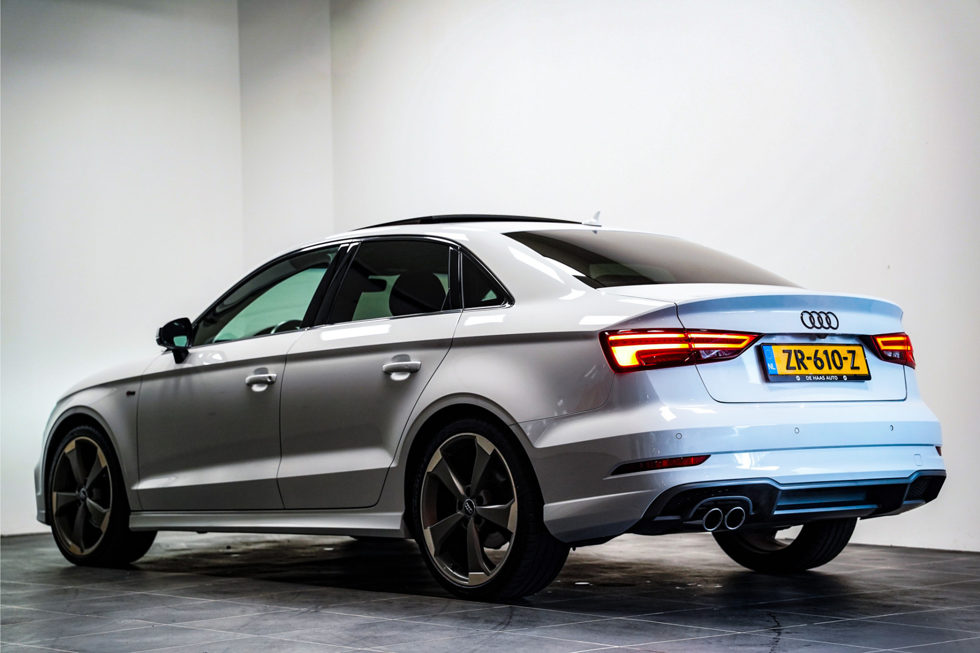 Audi A3 Limousine Limousine 1.5 TFSI S-Line|Pano dak|B&O|Trekhaak|Carplay 48480451-1.jpg | De Haas Auto