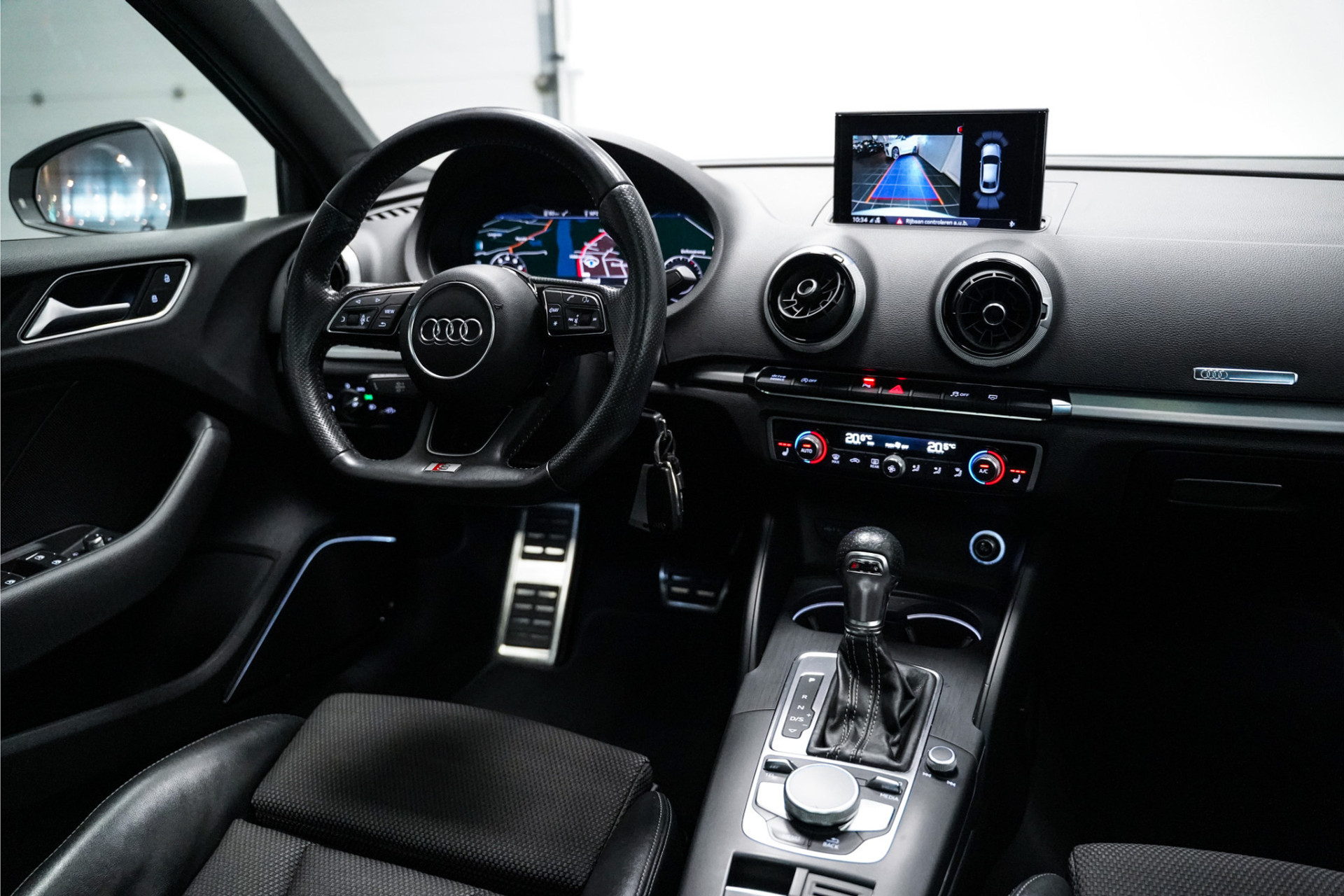 Audi A3 Limousine Limousine 1.5 TFSI S-Line|Pano dak|B&O|Trekhaak|Carplay 48480451-10.jpg | De Haas Auto