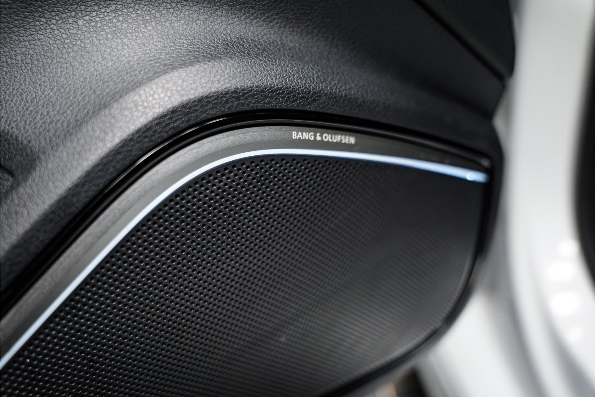 Audi A3 Limousine Limousine 1.5 TFSI S-Line|Pano dak|B&O|Trekhaak|Carplay 48480451-5.jpg | De Haas Auto