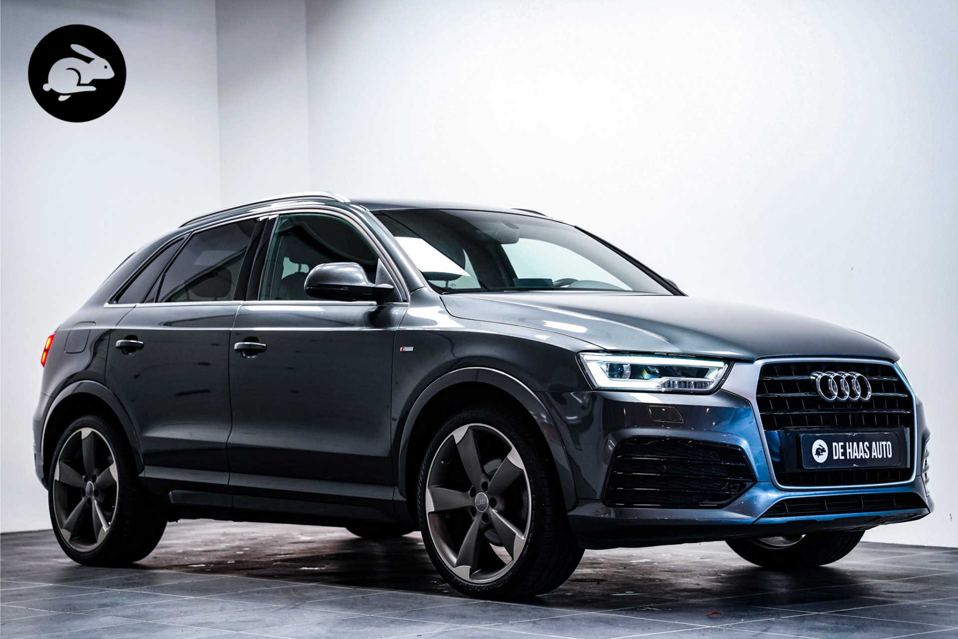 Audi Q3 1.4 TFSI CoD S-Line|Navi|Stoelverwarming|Alcantara 48833835-0.jpg | De Haas Auto