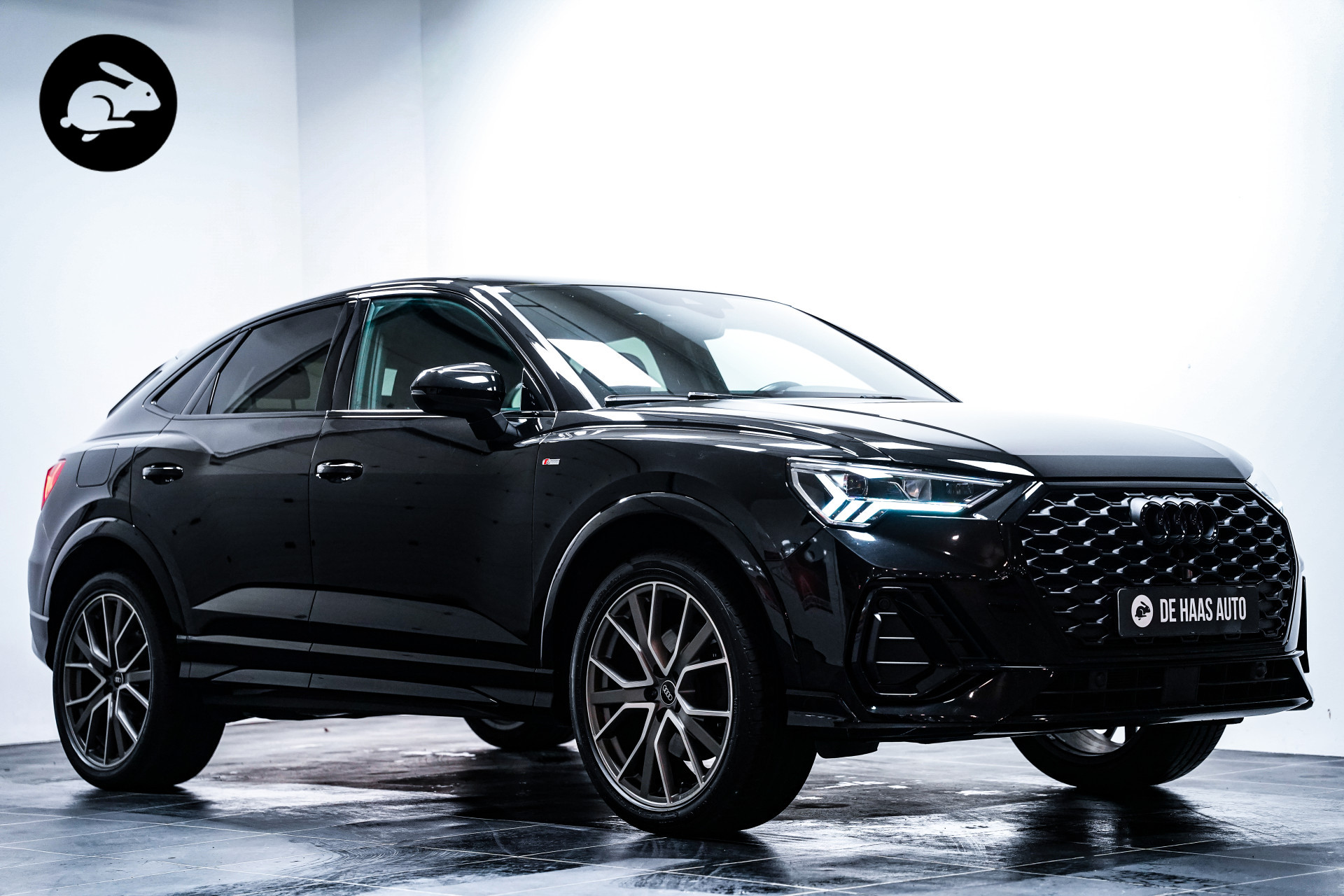 Audi Q3 Sportback Sportback 45 TFSI e S-Line Black ed|20 inch|Acc|Elektr stoel 49642422-0.jpg | De Haas Auto