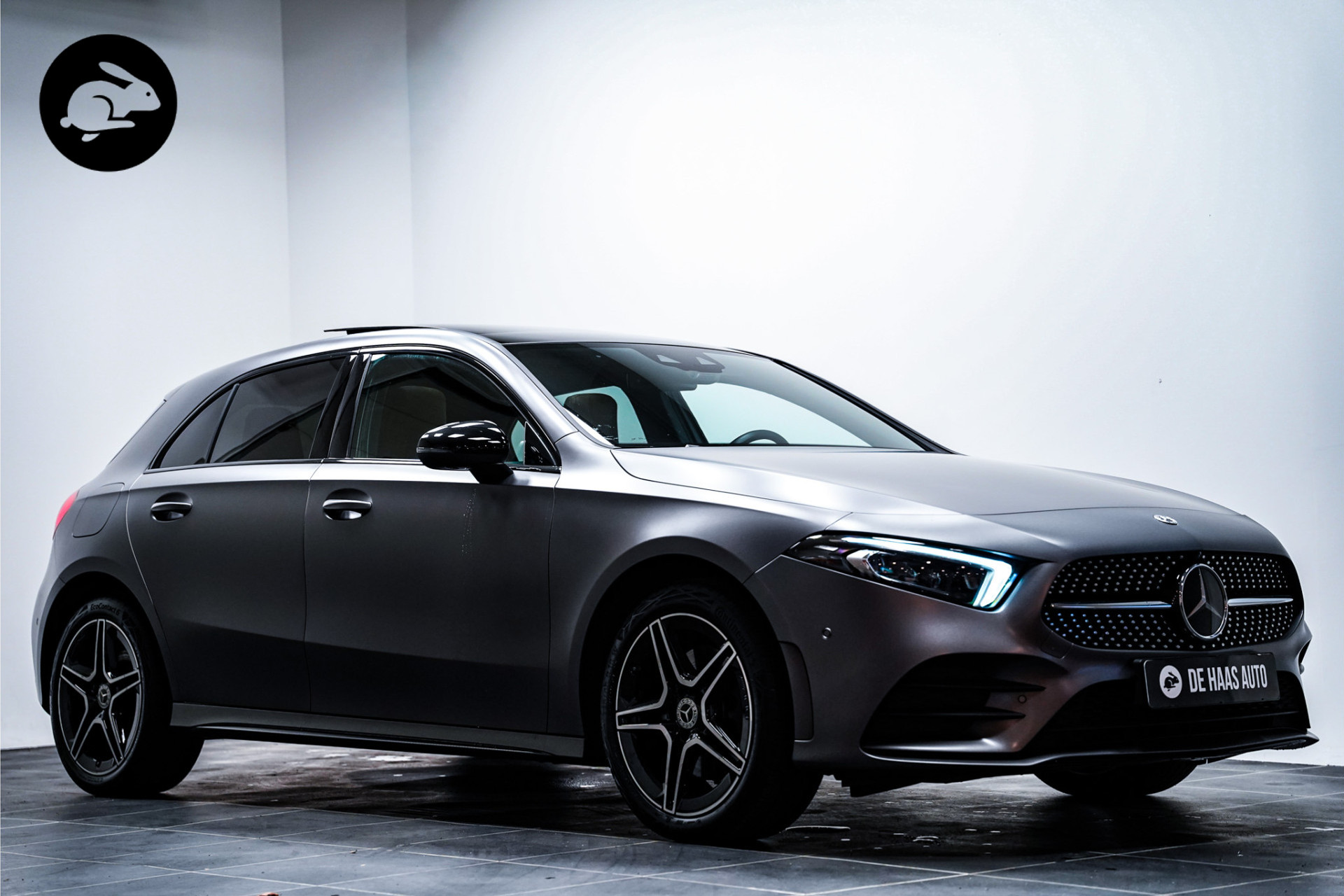Mercedes-Benz A-klasse 250 e AMG *Mat Grijs*|Pano dak|Leder|360 cam|Acc 49923038-0.jpg | De Haas Auto