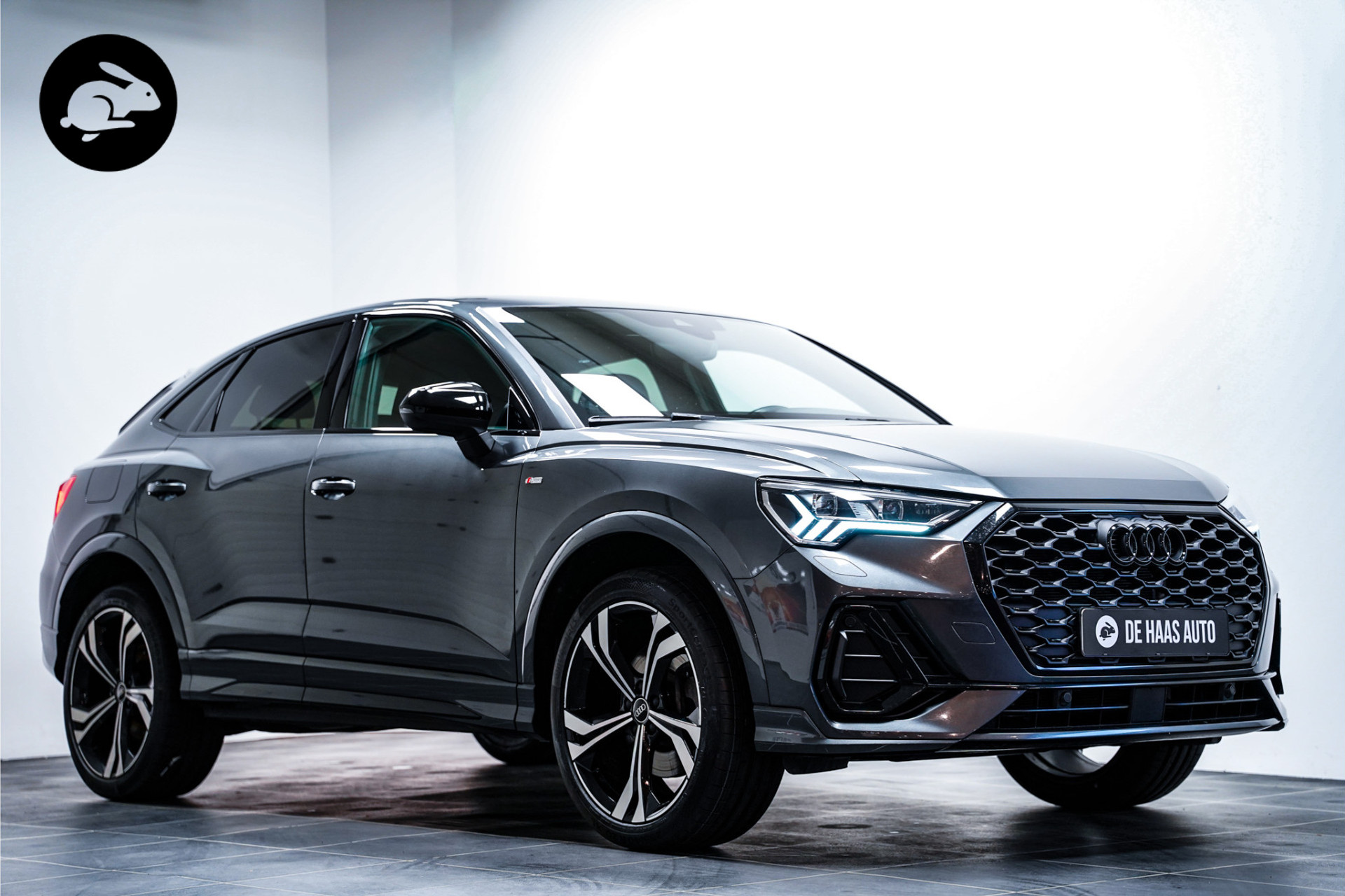 Audi Q3 Sportback Sportback 45 TFSI e S-Line|20 inch|Acc|Camera|Sfeerverlichting 50282105-0.jpg | De Haas Auto