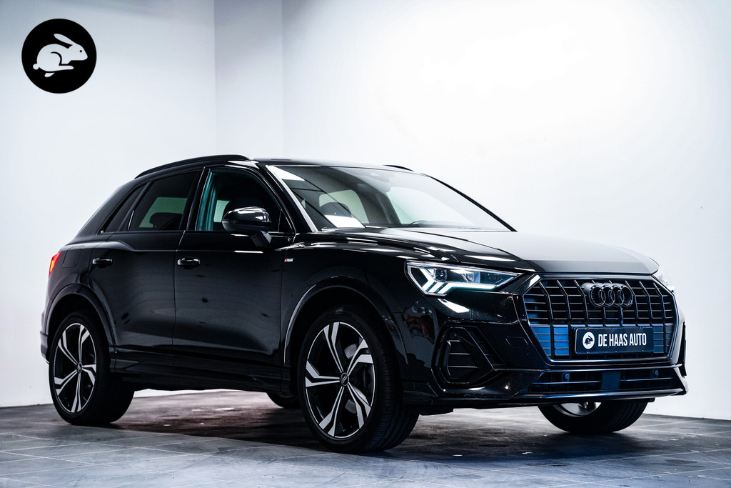 Audi Q3 45 TFSI e S-Line Black ed|20 inch|Camera|Alcantara|Acc|Apple car 51757549-0.jpg | De Haas Auto