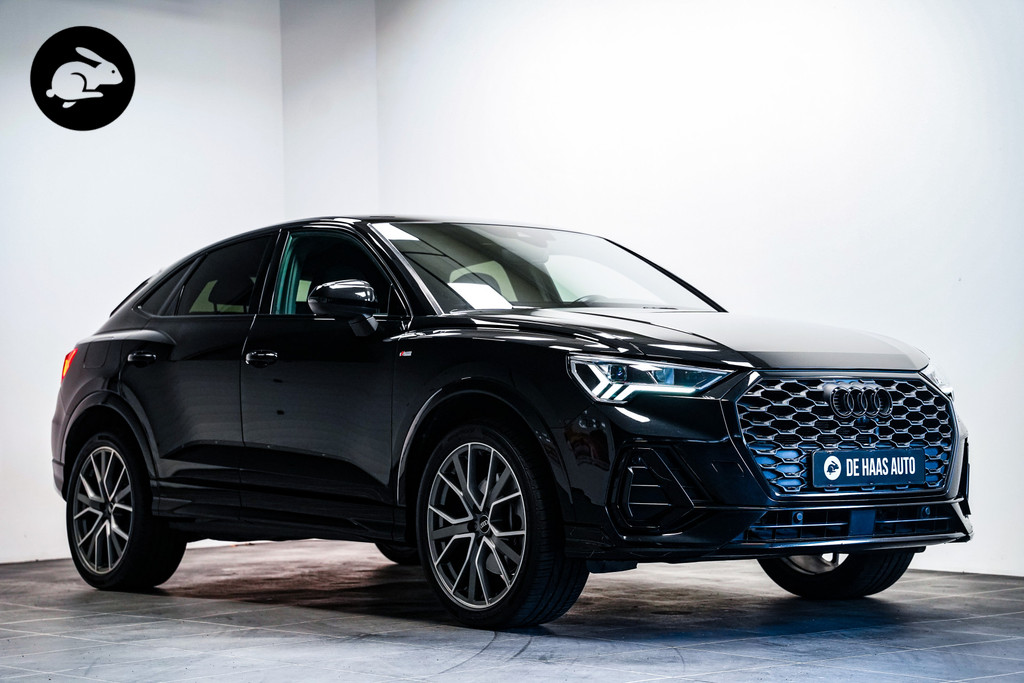 Audi Q3 Sportback Sportback 45 TFSI e S-Line Blacked|20 inch|Acc|Camera|Apple car play 52477099-0.jpg | De Haas Auto