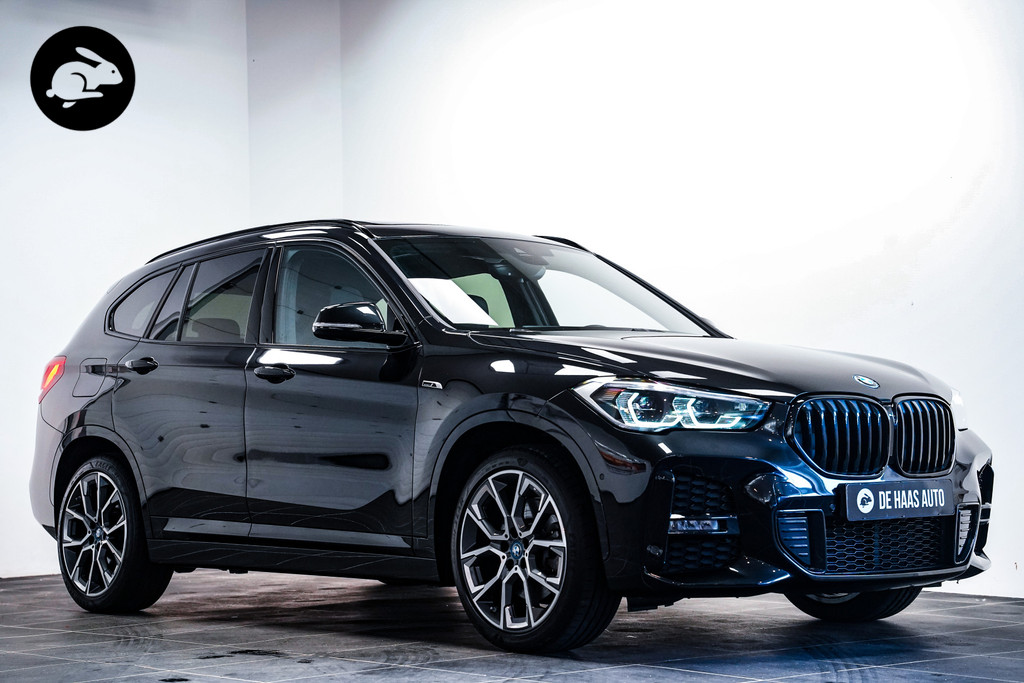 BMW X1 xDrive25e M Sport|Pano dak|Leder|19 inch|Camera|Head up 53596723-0.jpg | De Haas Auto