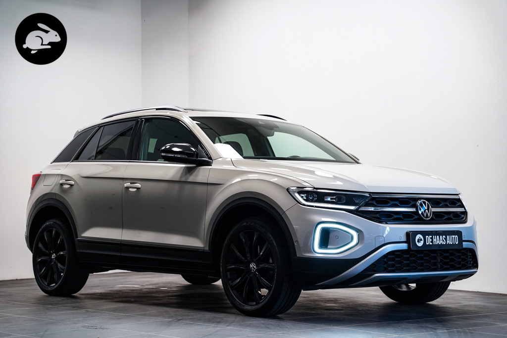 Volkswagen T-Roc 1.5 TSI Style Black ed|Pano dak|Acc|Car play|Camera|Led 55544811-0.jpg | De Haas Auto