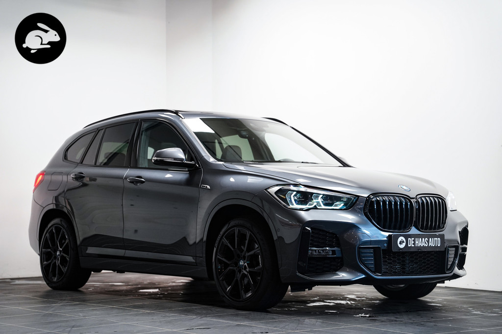 BMW X1 xDrive25e M Sport Full opt|88,4%SOH|Pano dak|Trekhaak|Head up 57008811-0.jpg | De Haas Auto