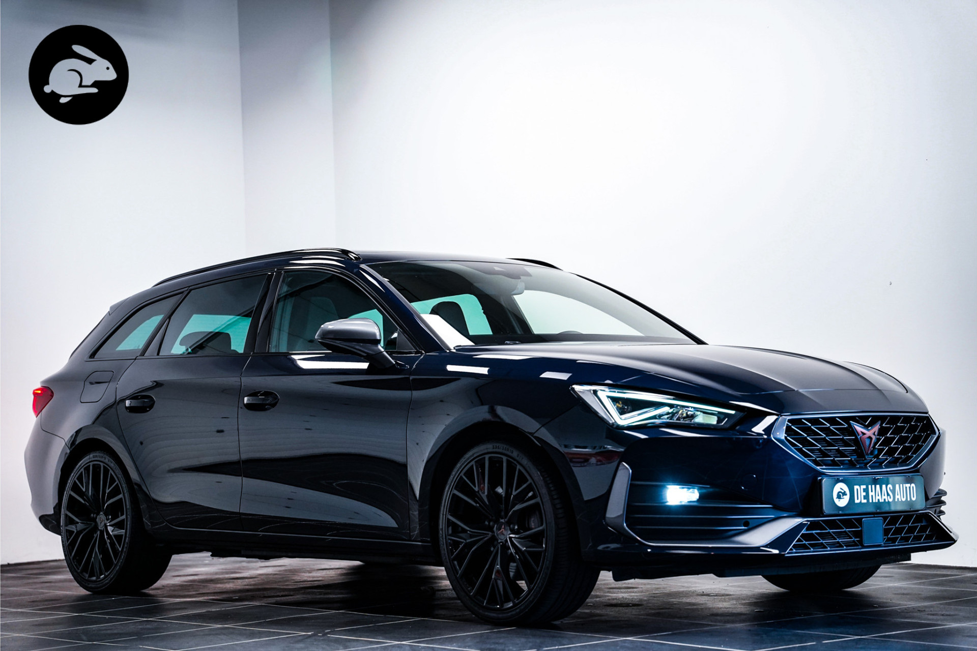 CUPRA Leon Sportstourer 1.4 e-Hybrid 245 pk Copper/Pano dak/Acc/19 inch 47222790-0.jpg | De Haas Auto