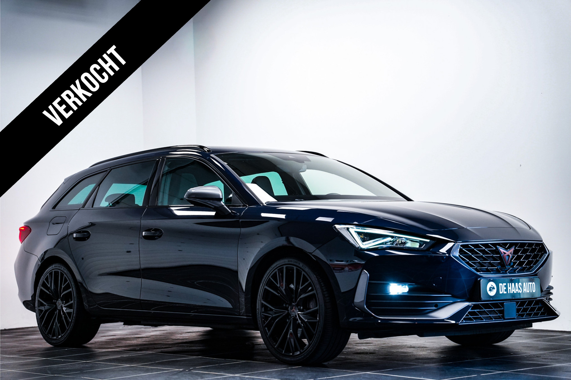 CUPRA Leon Sportstourer 1.4 e-Hybrid 245 pk Copper/Pano dak/Acc/19 inch 47222790-0.jpg | De Haas Auto