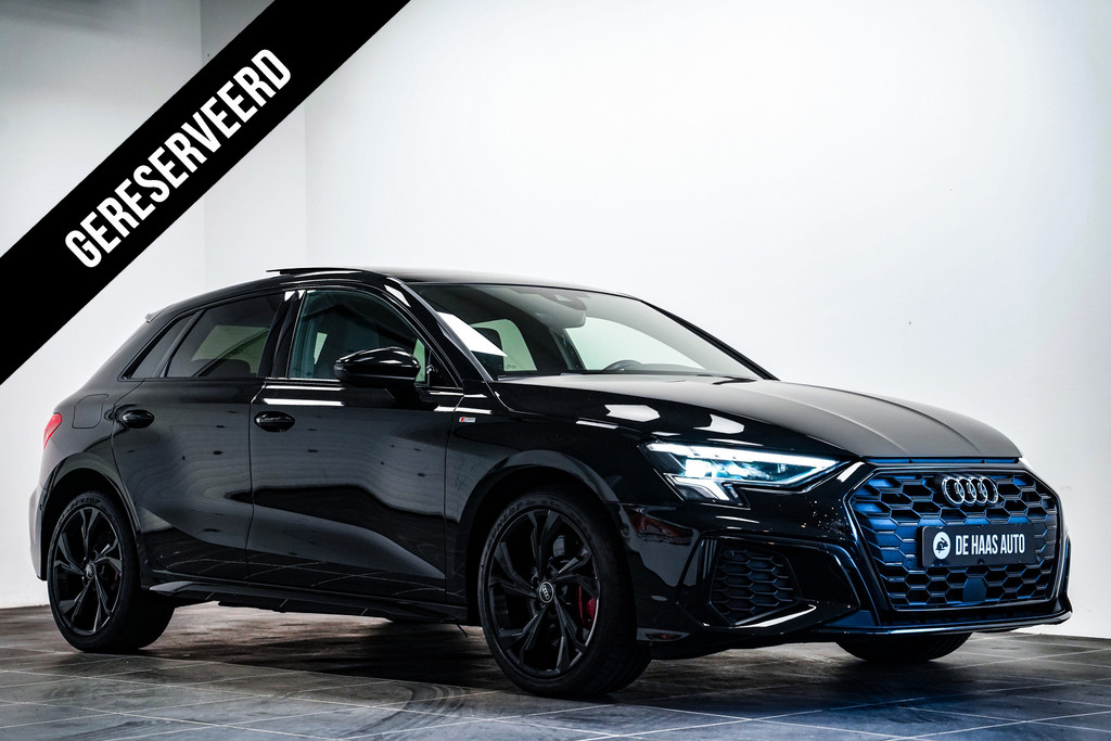 Audi A3 Sportback Sportback 45 TFSI e S-Line Black ed|Pano dak|Elek stoelen|Camera|Full led 53211248-0.jpg | De Haas Auto